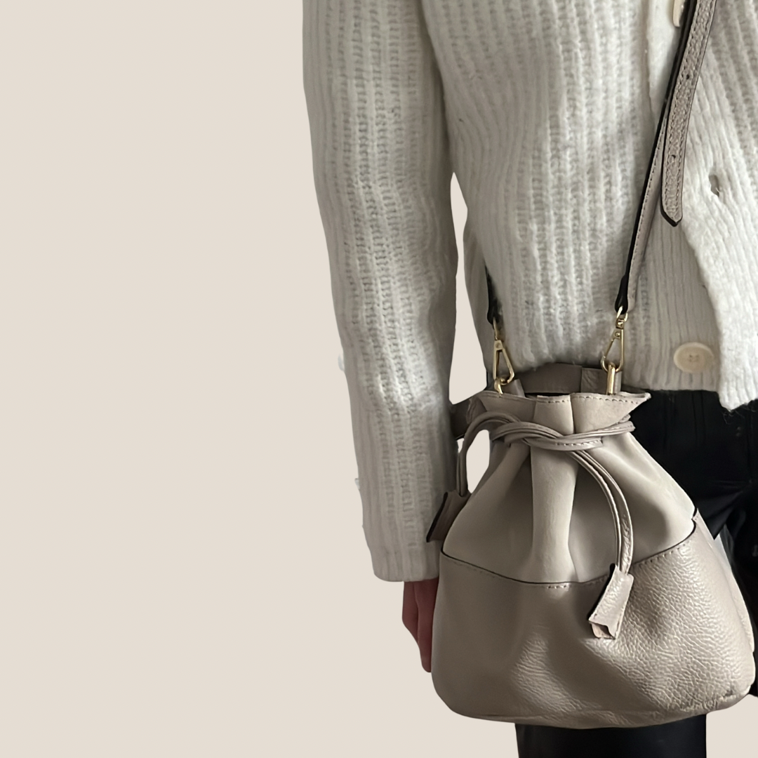 Ava bucket bag