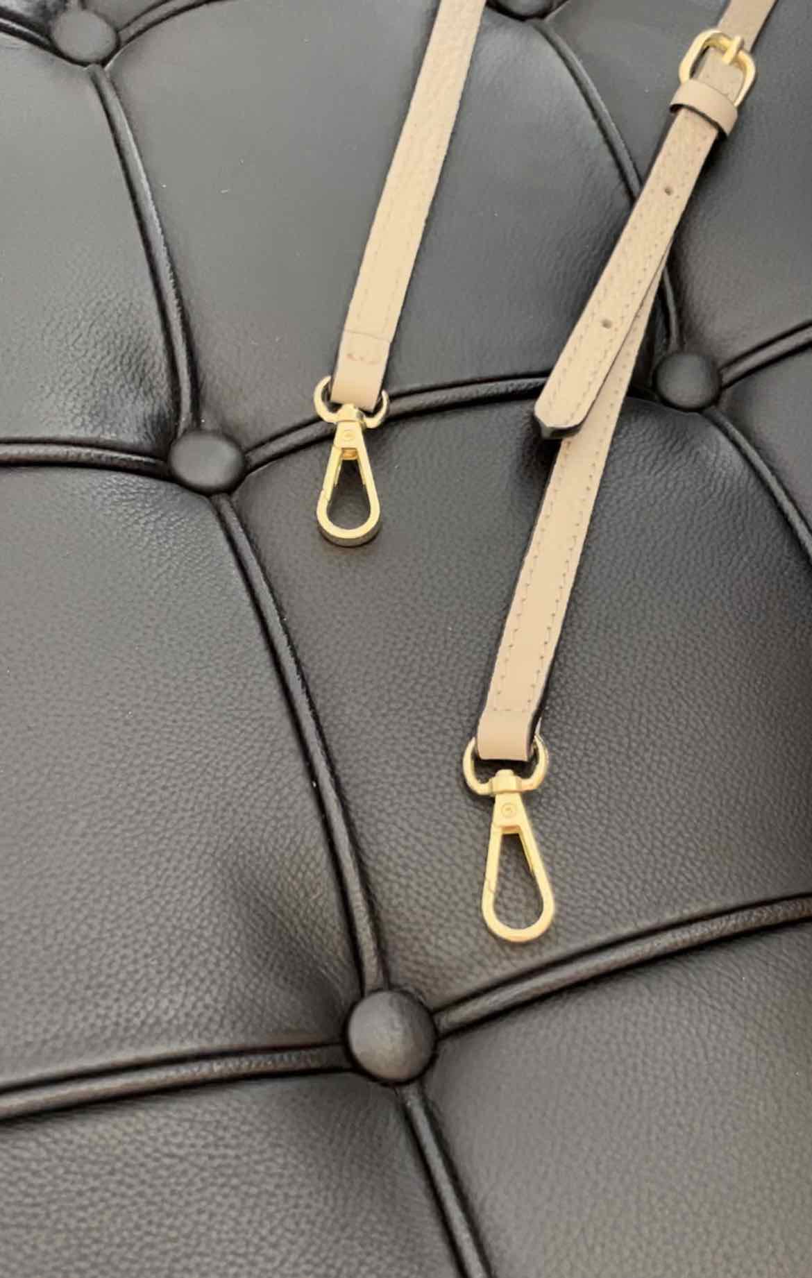 Ava bucket bag