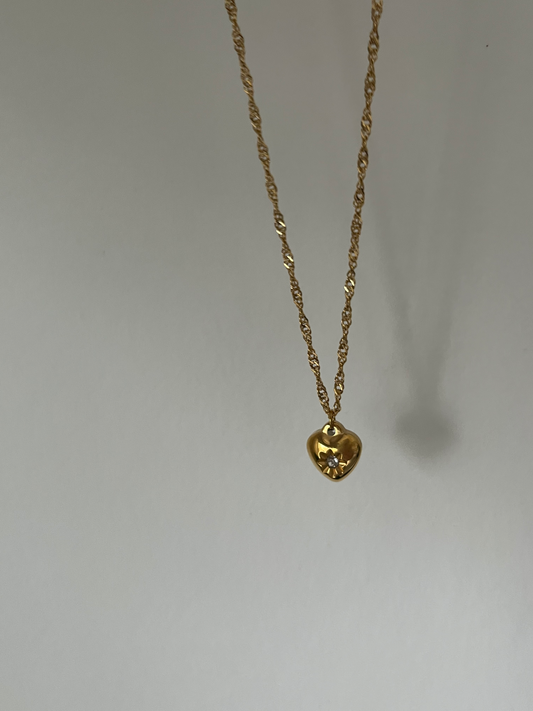 Necklace heart pendant